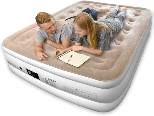 JOOFO Queen Air Mattress w/ Built-in Pump - Lot 3954
