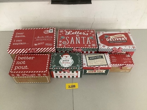 Set of 7 Decorative Christmas Boxes - Lot 3588