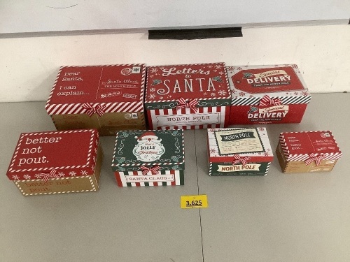 7 Decorative Christmas Boxes - Lot 3625