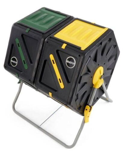 Miracle Gro DC140 70 Liter/18.5 Gallon Dual Chamber Outdoor Compost Tumbler Mixer with Aerator Holes - Lot 432
