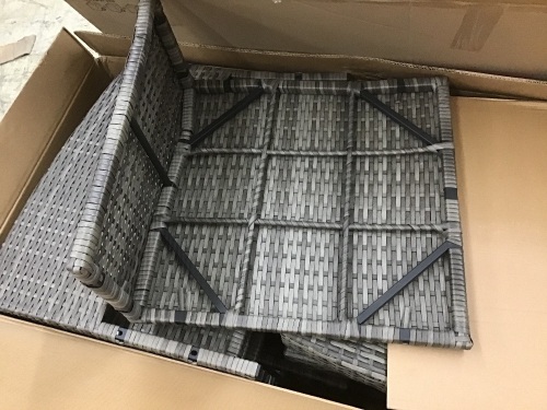 6-Piece Wicker Dining Sofa Set - 1 Chair Dented  - Lot 21