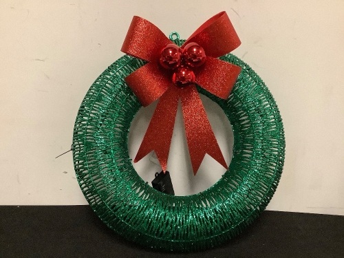 Battery Operated Glitter Christmas Wreath 18.5” - Lot 444