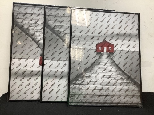 Set of 3 18" x 24" Poster Frames - Lot 402