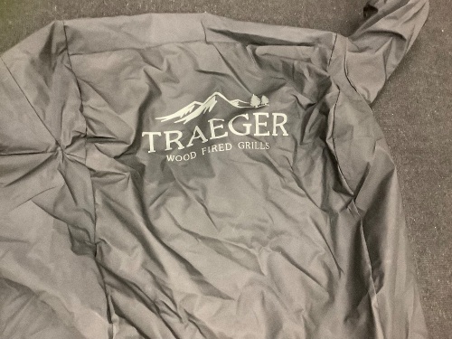Traeger Pro 575 Full Length Grill Cover, E-Comm Return, Sold As-is - Lot 338