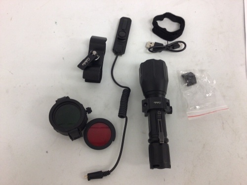 Predator 900-Lumen Light Kit - E-Commerce Return, Bracket Broke, Light Works, Sold as is - Lot 427