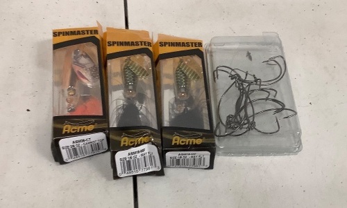 Lot of (4) Fishing Lures and Hooks, E-Comm Return, Sold As-is - Lot 434