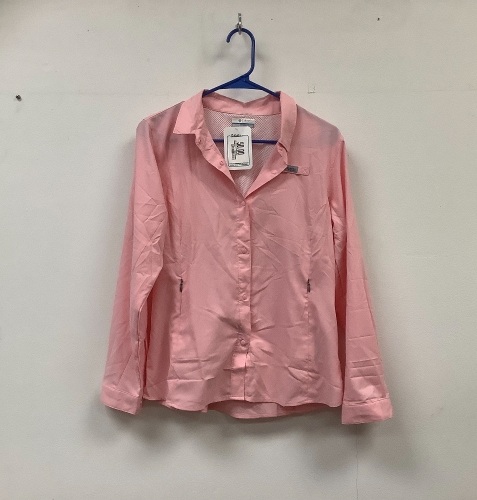 Columbia Button Up Shirt Women's XS, Size Mislabled, E-Comm Return, Sold As-is - Lot 26