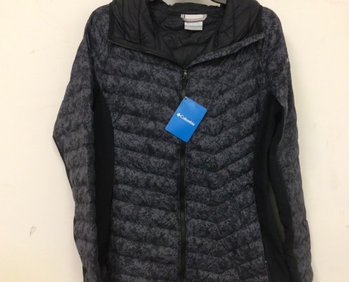 Columbia Womens Jacket, L, Appears New, Sold as is - Lot 397
