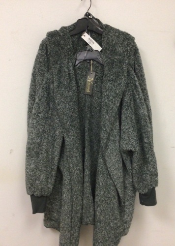 Natrual Relfections Sherpa Hooded Cardigan Women's M, Appears New, Sold As-is - Lot 479