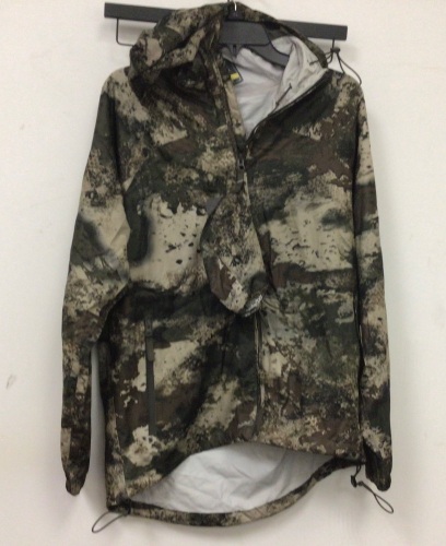 Hooded Hunting Jacket Men's M, E-Comm Return, Sold As-is - Lot 150