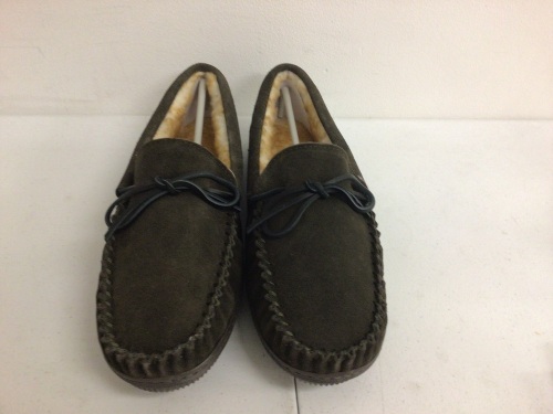 Tamarac Cowhide Camper Comfort Slippers Men's 12M, Appears New, Sold As-is - Lot 141