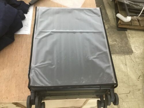 Luggex Spinner Luggage  - Lot 107