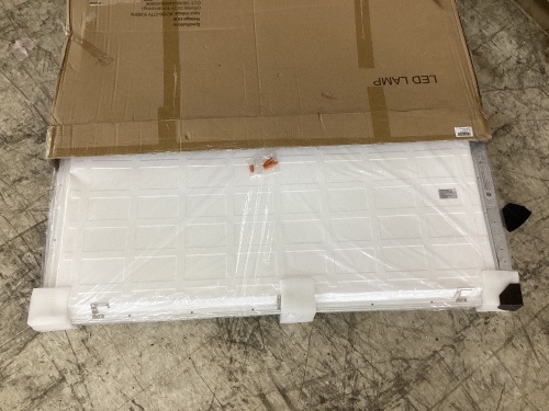 LED Flat Panel Lights, 2 pk - Lot 137