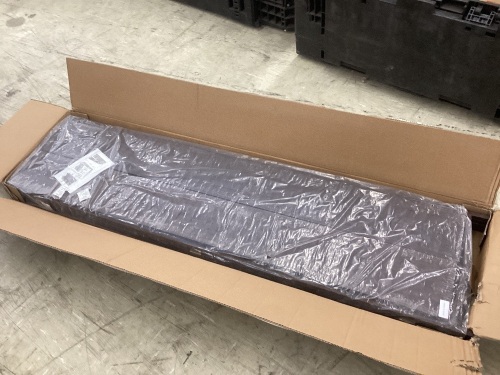 Room Divider  - Lot 135