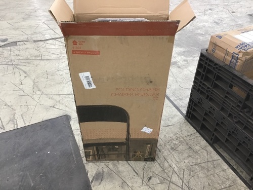 Pack of 4 Folding Chairs  - Lot 480