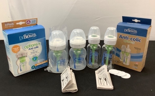 Bundle of Misc Dr Brown's Baby Bottles - Lot 322