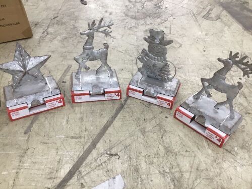 Case of (4) Stocking Holders  - Lot 460