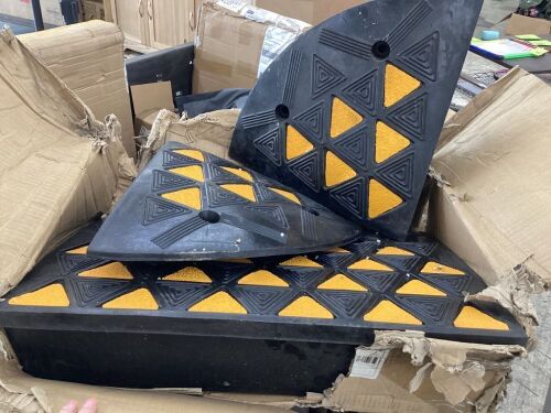 Rubber Curb Ramp  - Lot 45
