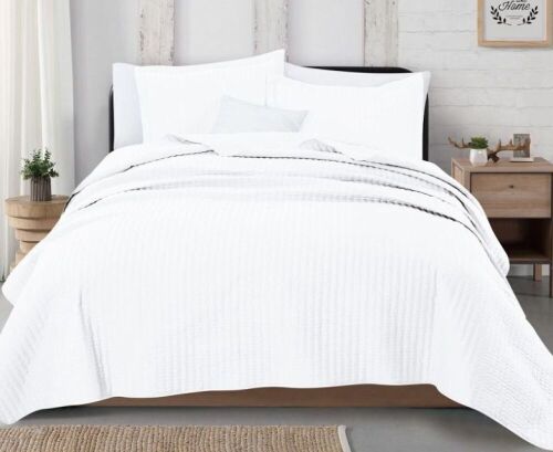 Great Bay Home Detailed Channel Stitch All-Season Reversible Quilt Set With Shams, Full/Queen - Lot 548