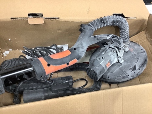 Variable Speed 5-Amp Drywall Sander with 15-Foot Hose - Lot 249