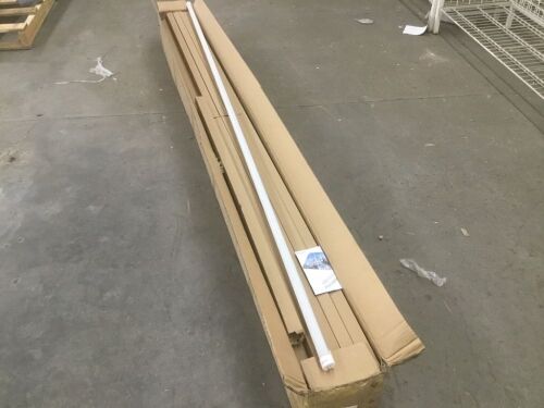 8' LED Light Bulbs, 25 pk  - Lot 208