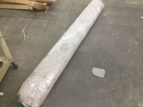 8' x 10' Area Rug  - Lot 113