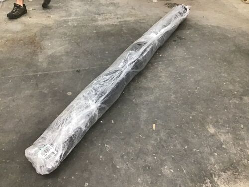 Lightweight Area Rug, Approx 8' x 10'  - Lot 495