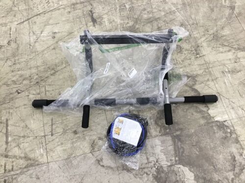 Pull Up Bar  - Lot 273