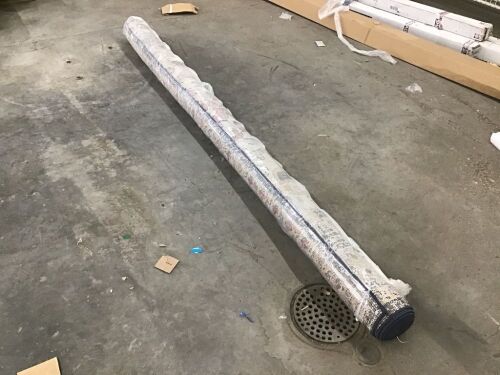 8' x 10' Area Rug  - Lot 222