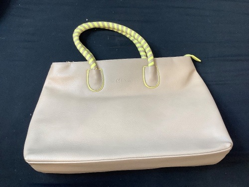 Mixx Shuz Women's Hand Bag - Lot 137