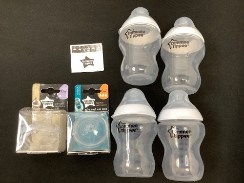 Set of 8 9oz Tommee Tippee Bottles, 2-0m+ Nipples & 2-6m+ Nipples - Lot 393