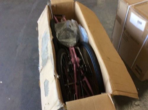 26" 7-Speed Adult Tricycle in Pink. Unknown Condition. E-Commerce Return - Lot 366