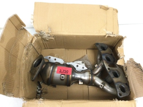 Exhaust Manifold - Lot 2750
