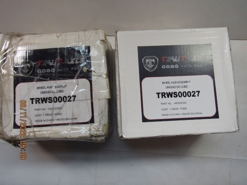 Qty. 2 NEW Tzaut Axle Rear Wheel Hub Assembly TRWS00027 - Lot 6100
