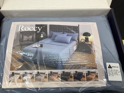 4 Piece Bedding Queen Sheet Set Light Blue - Lot 111