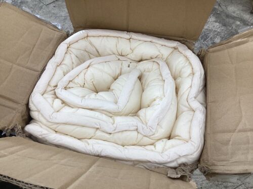 Tri-Fold Sofa Bed Mat  - Lot 331