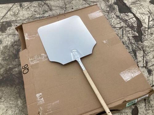 Pizza Peel  - Lot 627