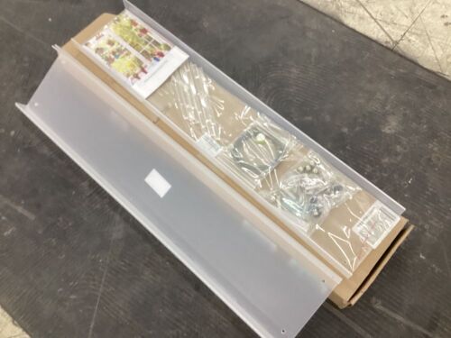 Auyeetek Acrylic Hanging Plant Shelves - Lot 707