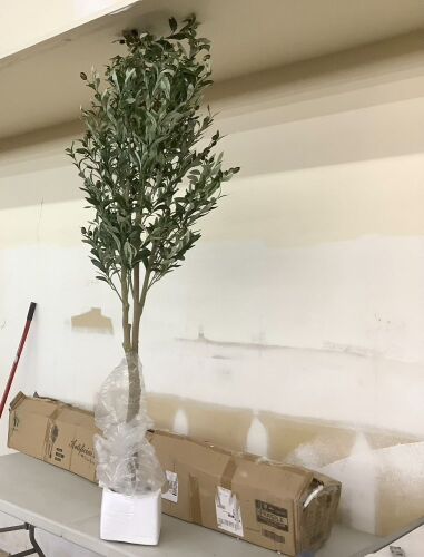 6' Faux Olive Tree  - Lot 562