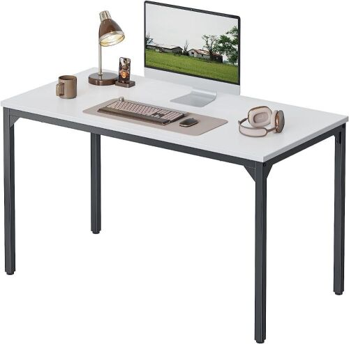 CubiCubi 32" Small Computer Desk  - Lot 511