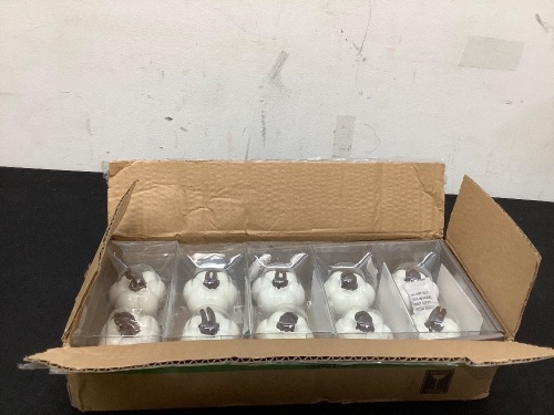 Lot of (10) White Pumpkin Tabletop Card Holders - Lot 300