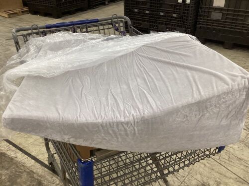 Wedge Pillow  - Lot 298