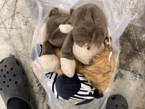 Stuffed Animals  - Lot 214