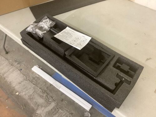 Black Bathroom Towel Bar Set - Lot 877