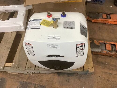 Ariston Andris 8 Gallon 120-Volt Point of Use Mini-Tank Electric Water Heater - Previously Installed - Lot 102
