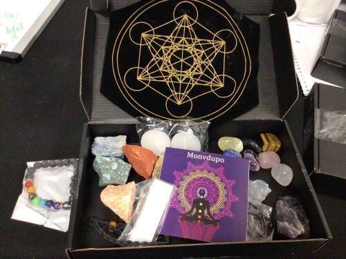 Lot of (3) Crystals & Healing Stones Collection - Lot 105