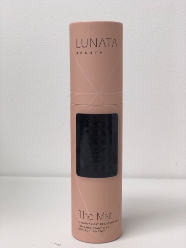 LUNATA™ HEAT RESISTANT MAT, Appears New, Sold as is - Lot 64