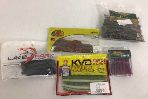 Lot of (5) Fishing Lures, E-Comm Return, Sold As-is - Lot 285