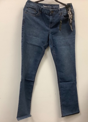 Natural Reflections Jeans, Size 10, Appears New - Lot 574