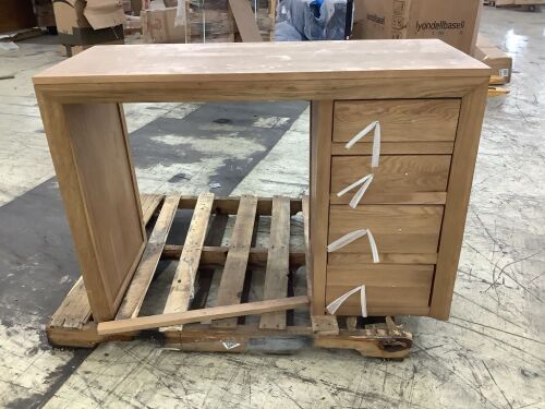 Solid Oak Desk - Broken Cross Support  - Lot 98